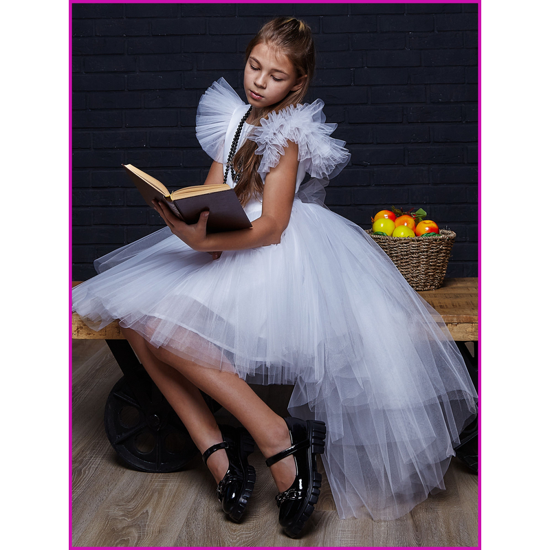 Платье для девочки нарядное со шлейфом София белое