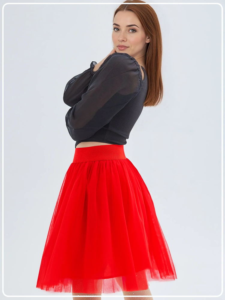 Лаура красная